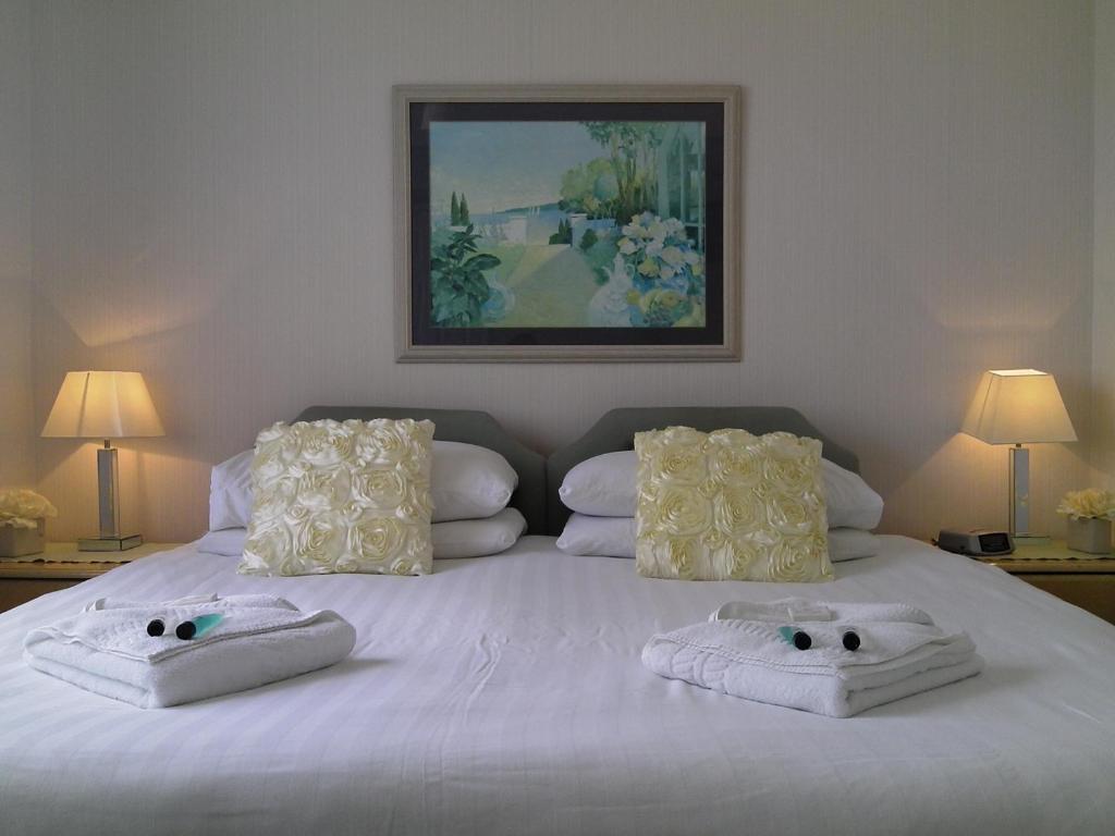 Roseglen Hotel 섕클린 외부 사진