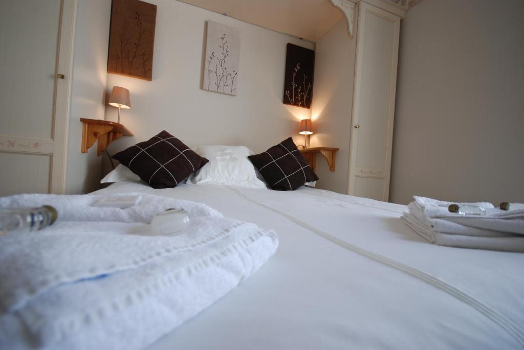 Roseglen Hotel 섕클린 외부 사진