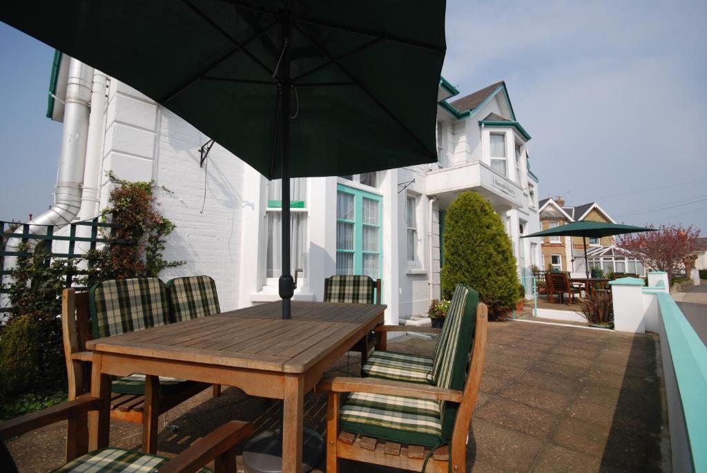 Roseglen Hotel 섕클린 외부 사진